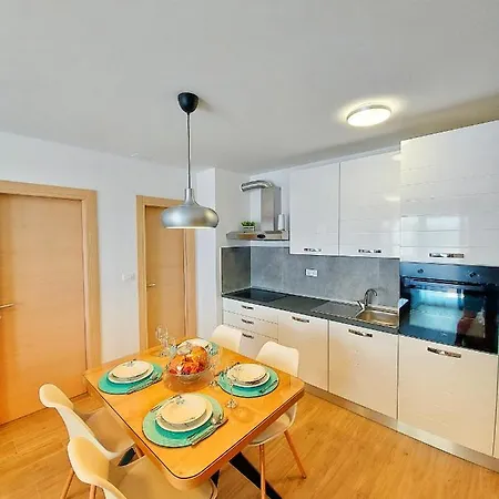 Tusculum Apartment Solin Exterior photo