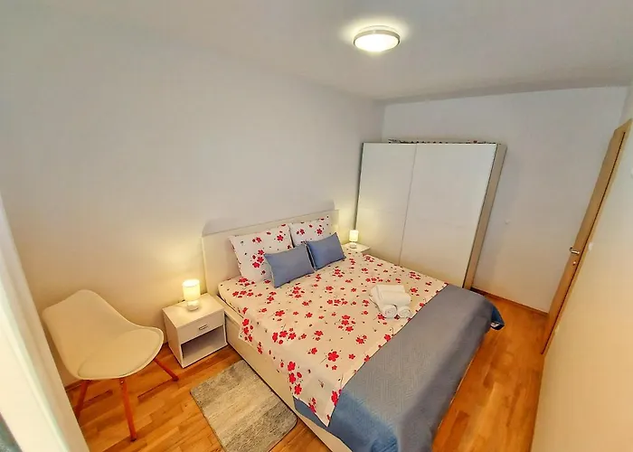 Tusculum Apartment Solin
